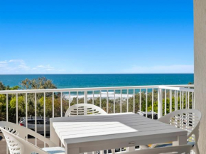 Unit 3 Pacific Waves 7 Tingira Crescent Sunrise Beach